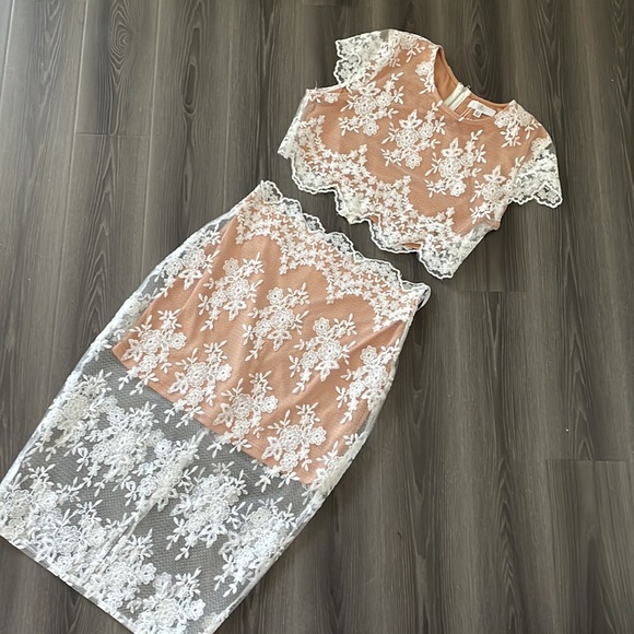 NWT Missguided Mesh and Lace Scalloped Edge Skirt Set - Picture 8 of 14